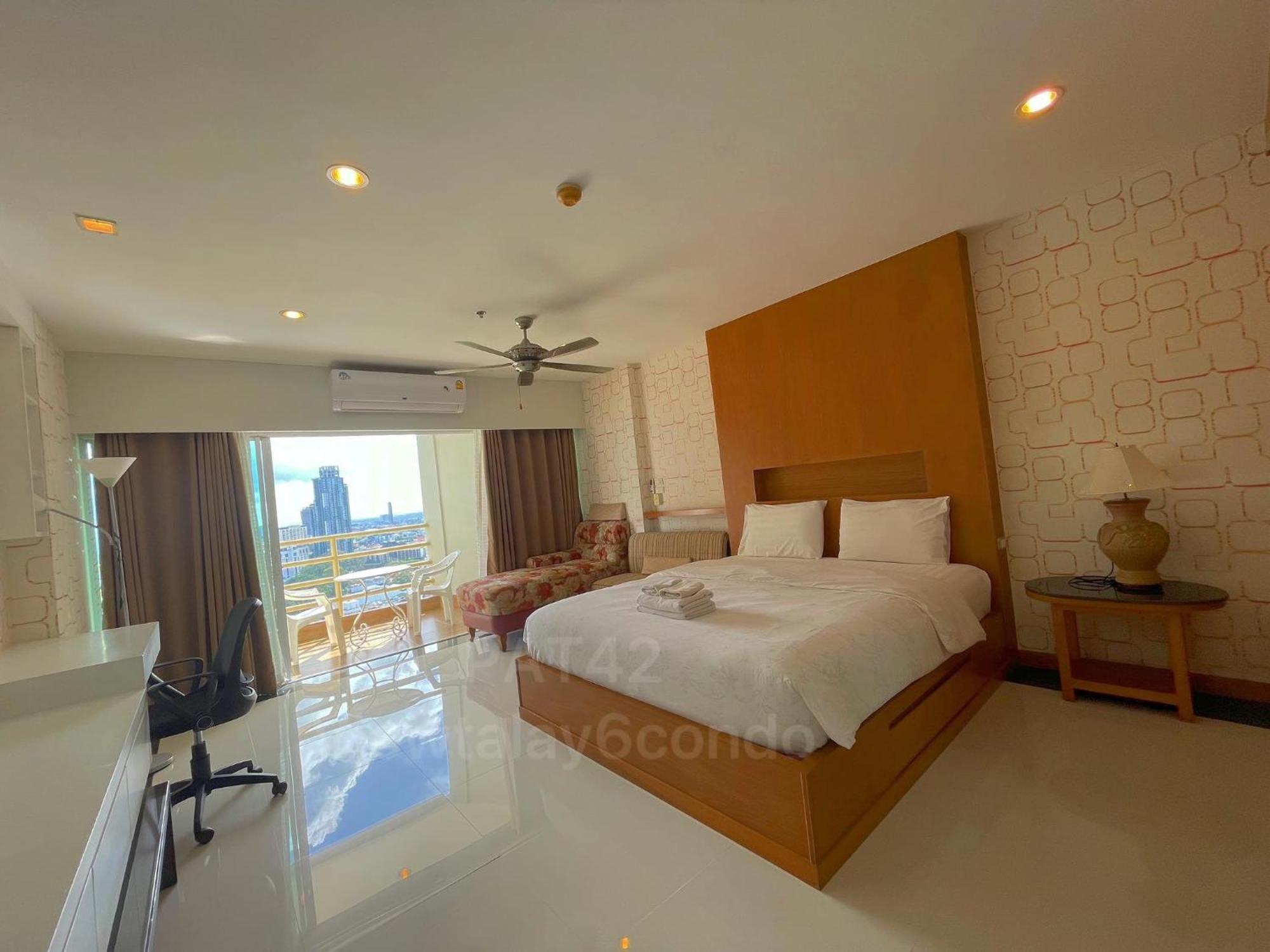 View Talay 6 By Pat 42 Apartment Pattaya Exterior photo