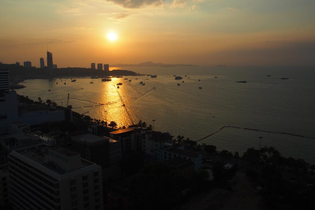 View Talay 6 By Pat 42 Apartment Pattaya Exterior photo